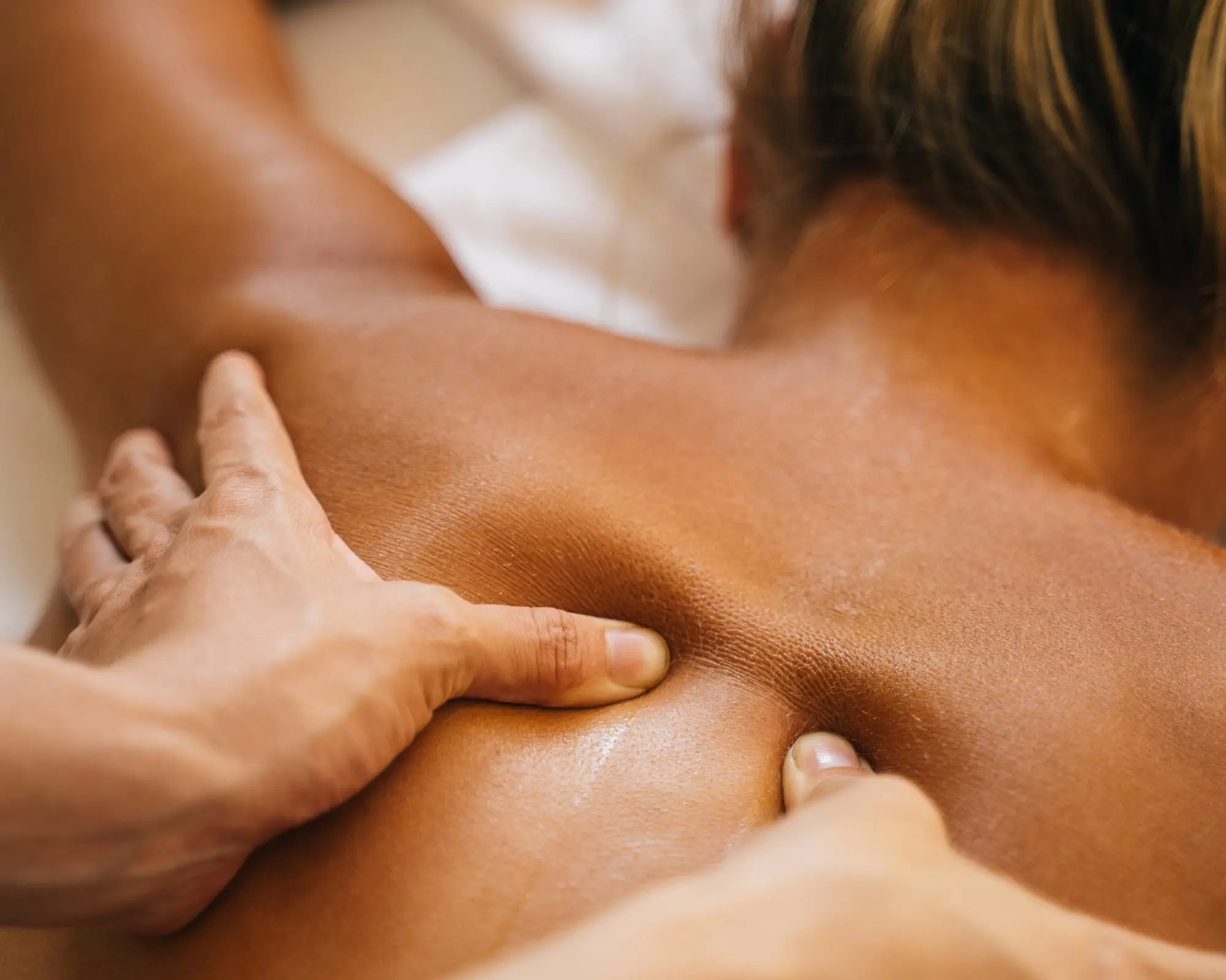 Deep Tissue Massage by Monika Gołębieska